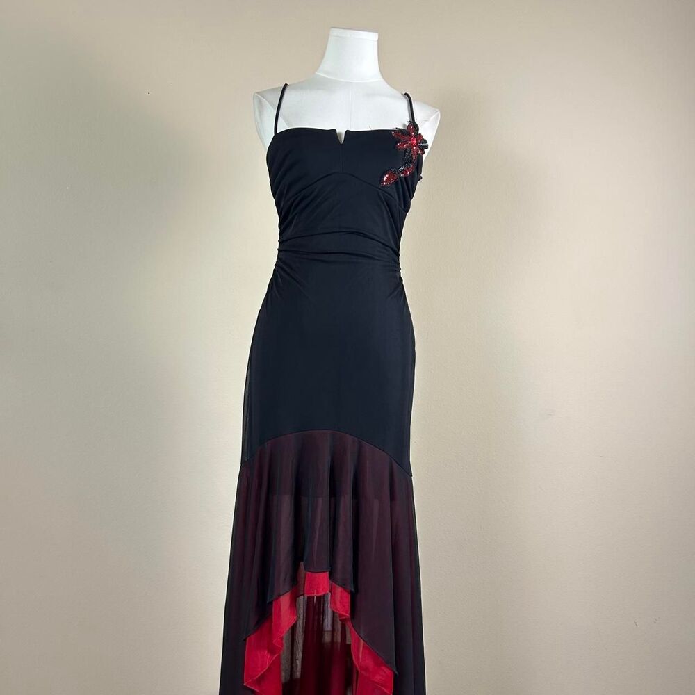 Gorgeous Whimsigoth City Triangles Vampy Black and Red Dress